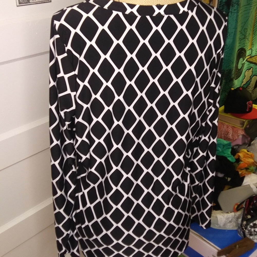 Blouse - Picture 12 of 12